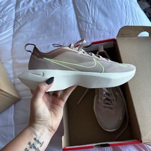 Nike Vista light size 8.5 EUC